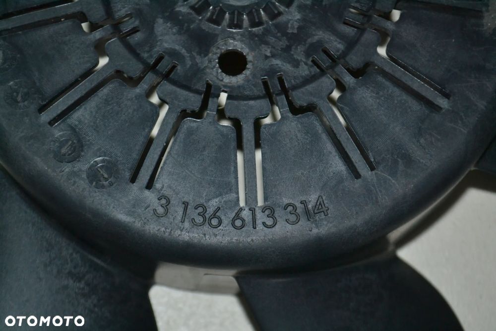 AUDI A4 B7 A6 C6 2,7 3,0 TDI WIATRAK WENTYLATORA CHŁODNICY 3136613314 - 3