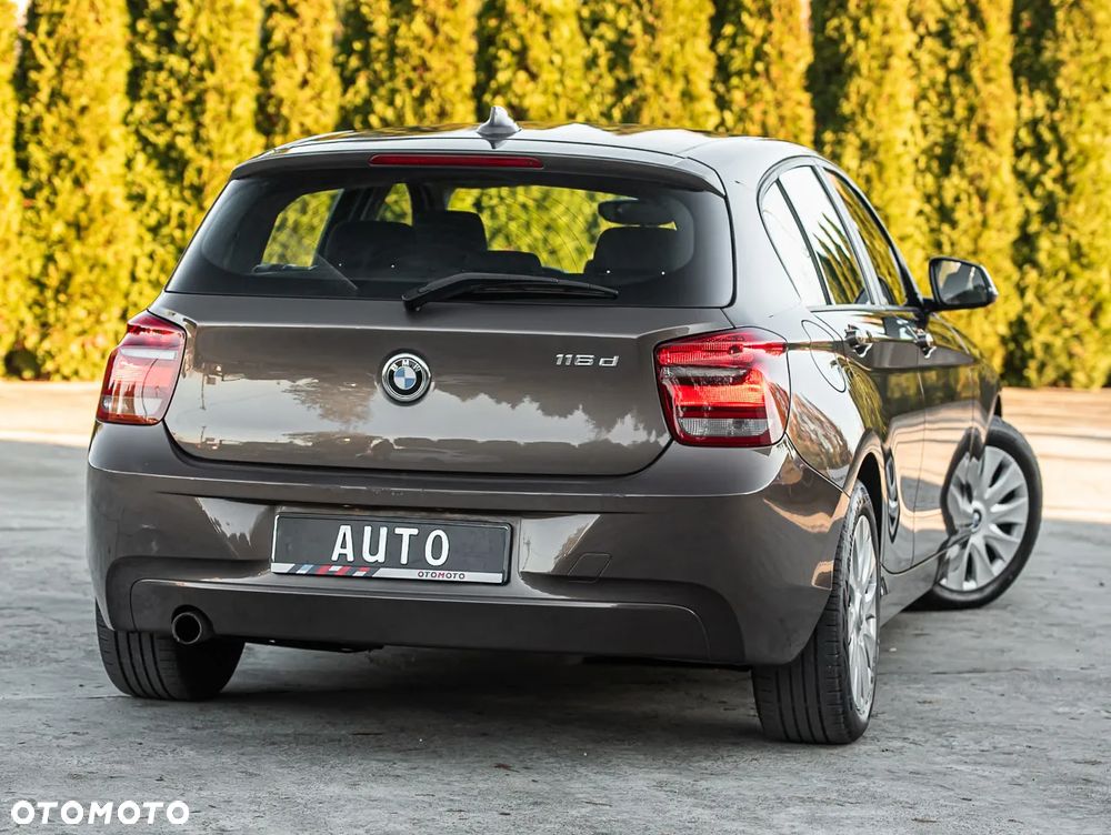BMW Seria 1 116d EfficientDynamics Edition - 12