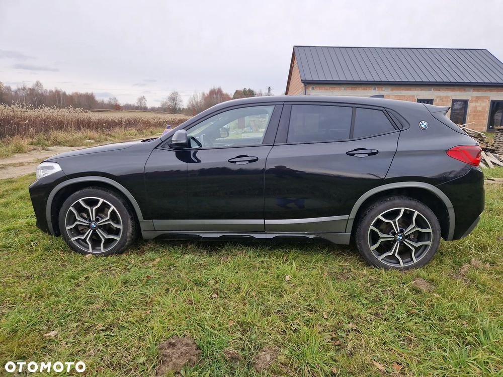 BMW X2 xDrive20i Advantage Plus - 2