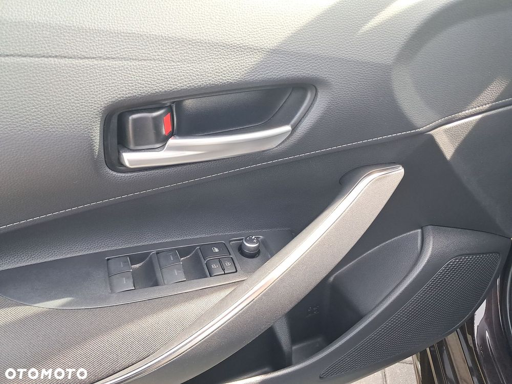 Toyota Corolla 1.8 Hybrid Comfort - 9
