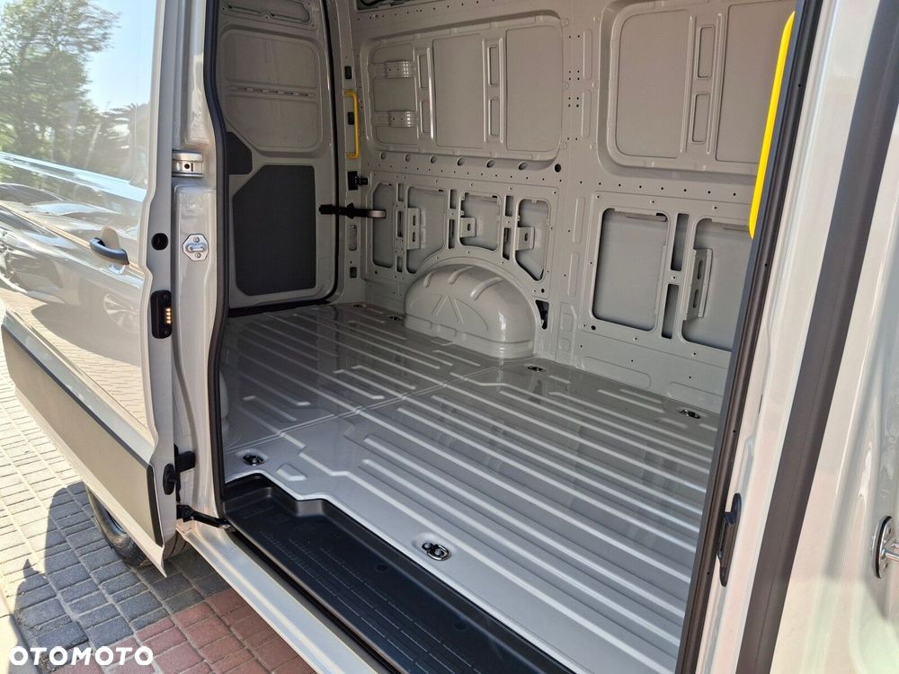 Volkswagen Crafter - 12