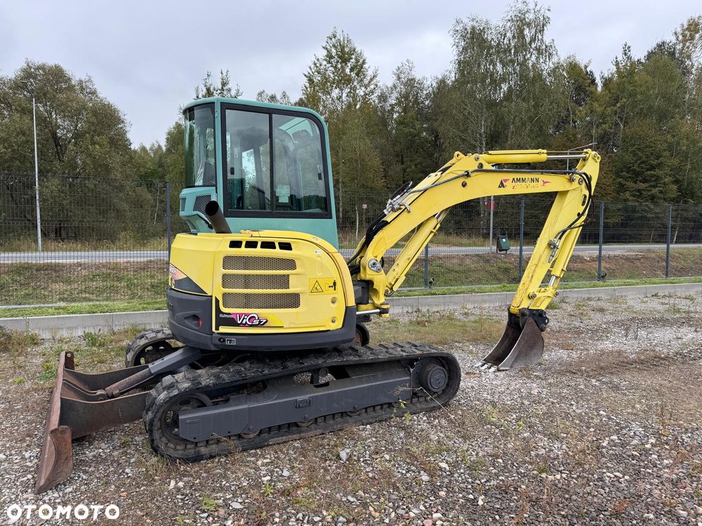Yanmar Minikoparka VIO 57U Koparka Gąsienicowa 5,3 Tony, 3X Osprzęt Skarpówka - 1