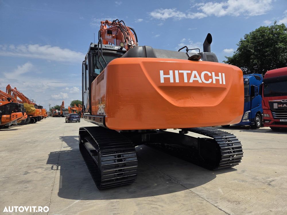 Hitachi ZX210LC-6, 23 tone, cupa NOUA 1,3mc, 2018, 7.784h, CUPLA rapida OIL QUICK, cupa ingusta, inst picon si rotire pe brate, 3 camere, lant 90% ok, consum mediu 9l/h, FULL OPTION, STARE FOARTE BUNA, posibilitate leasing 3 ani-PROMOTIE 83.900 EUR+Tva - 3