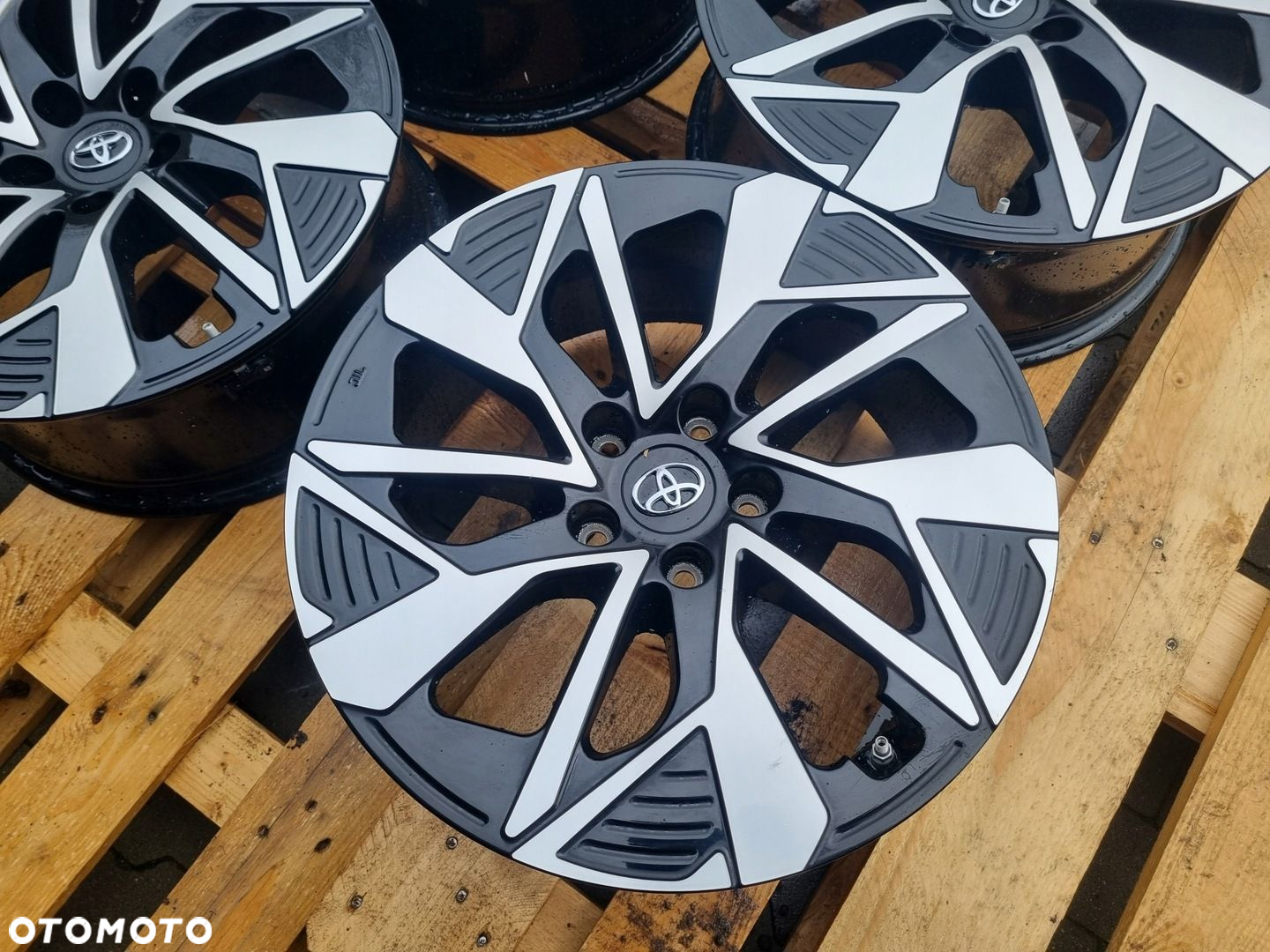 FELGI TOYOTA BZ4X 7,5x18 ET40 5x114,3 PW457-42002 - 5