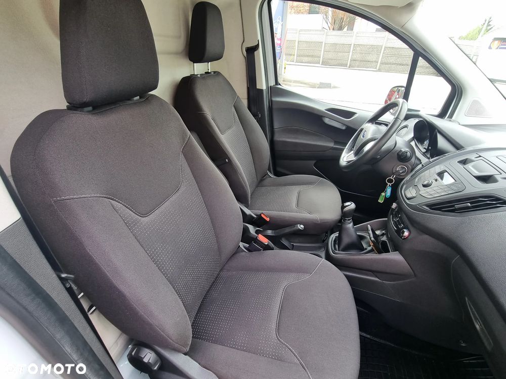 Ford TRANSIT COURIER - 19