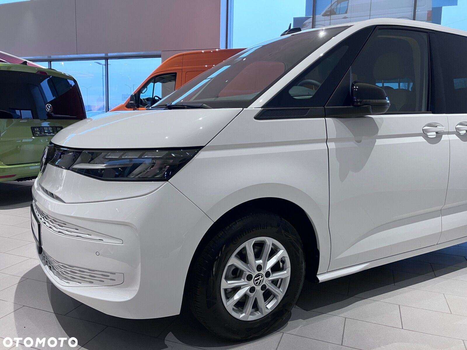 Volkswagen multivan Family 2.0 TDI 150 KM 7-DSG FWD L2 - 8