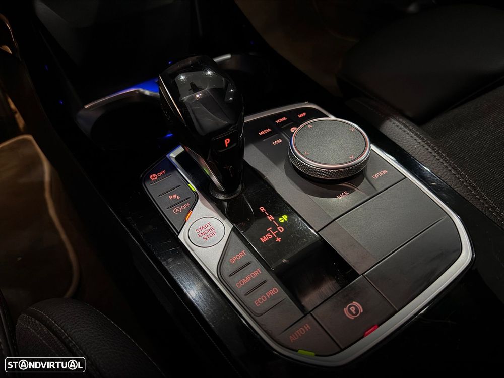 BMW 116 d Aut. M Sport - 28