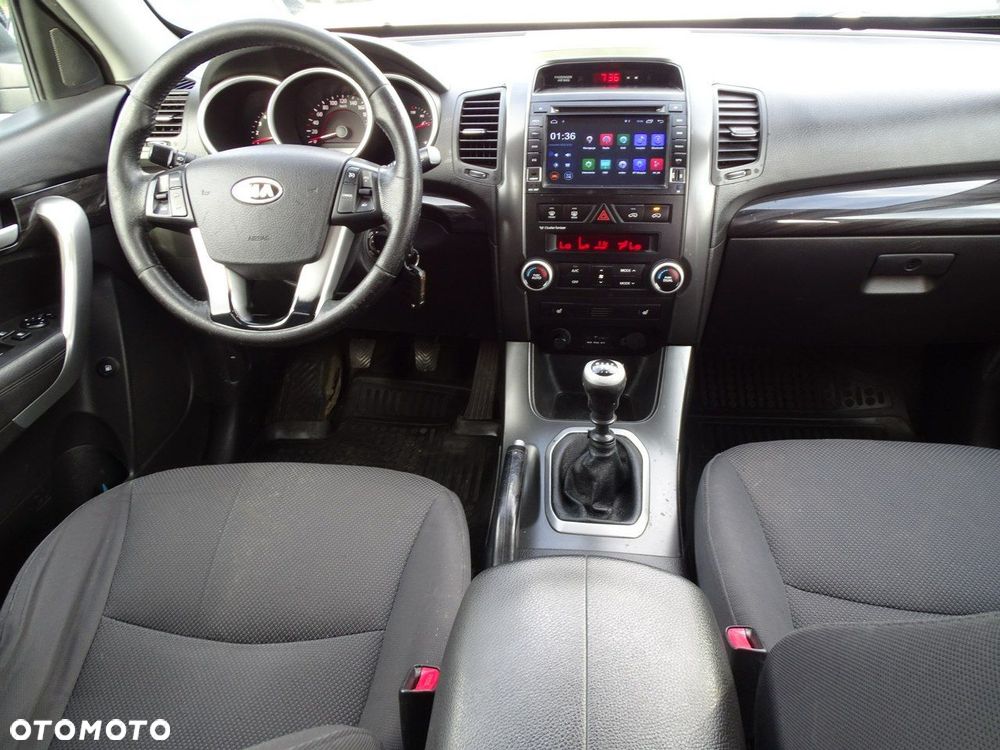 Kia Sorento - 7