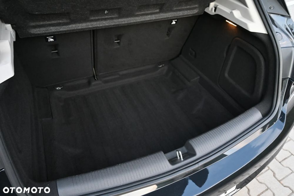 Opel Astra 1.4 Turbo Sport - 25