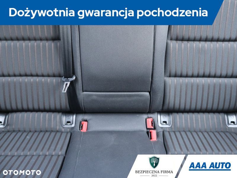 Audi A4 Limousine - 12