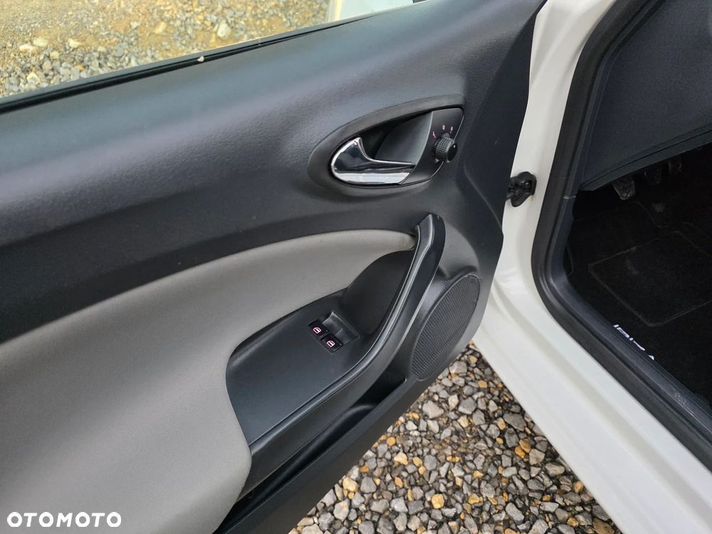 Seat Ibiza 1.4 16V Style - 36