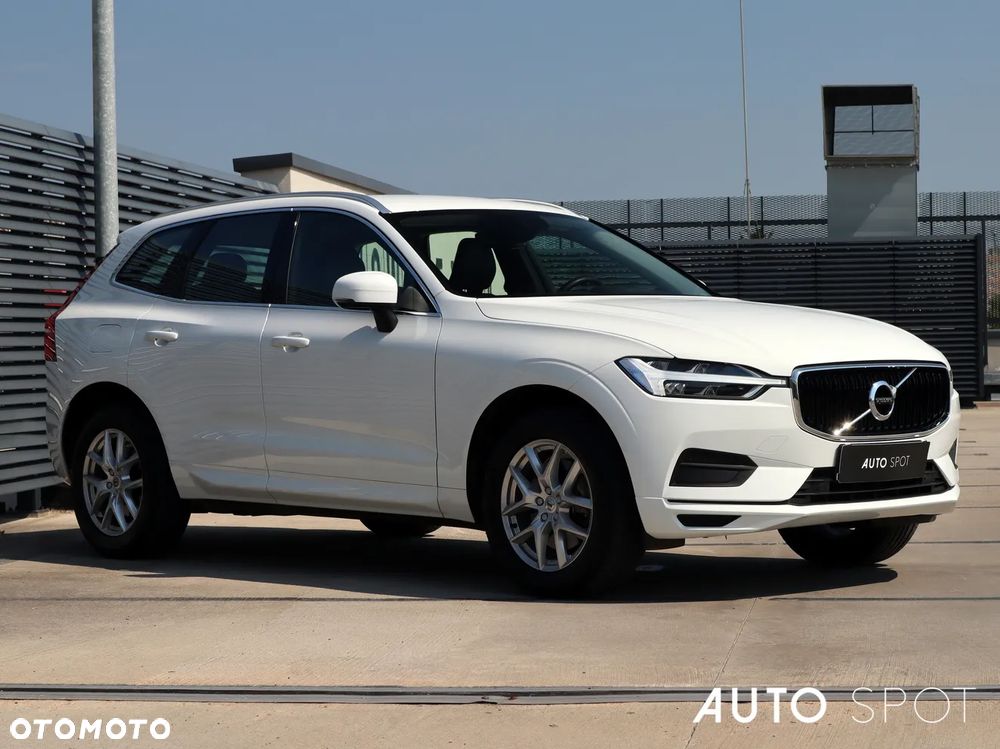 Volvo XC 60 T5 Momentum Pro - 8