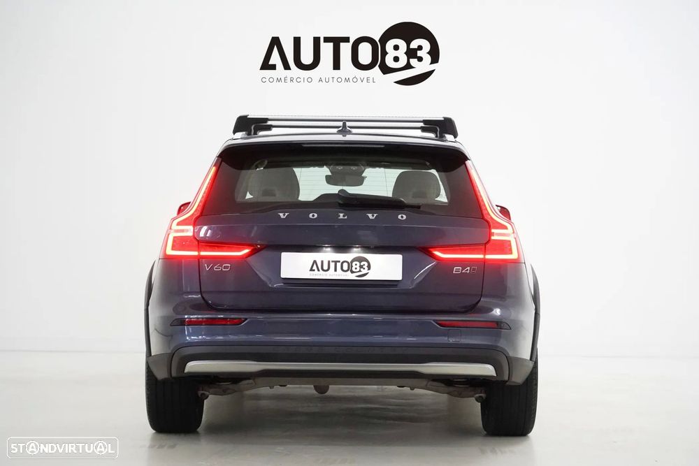 Volvo V60 Cross Country 2.0 B4 Geartronic - 4