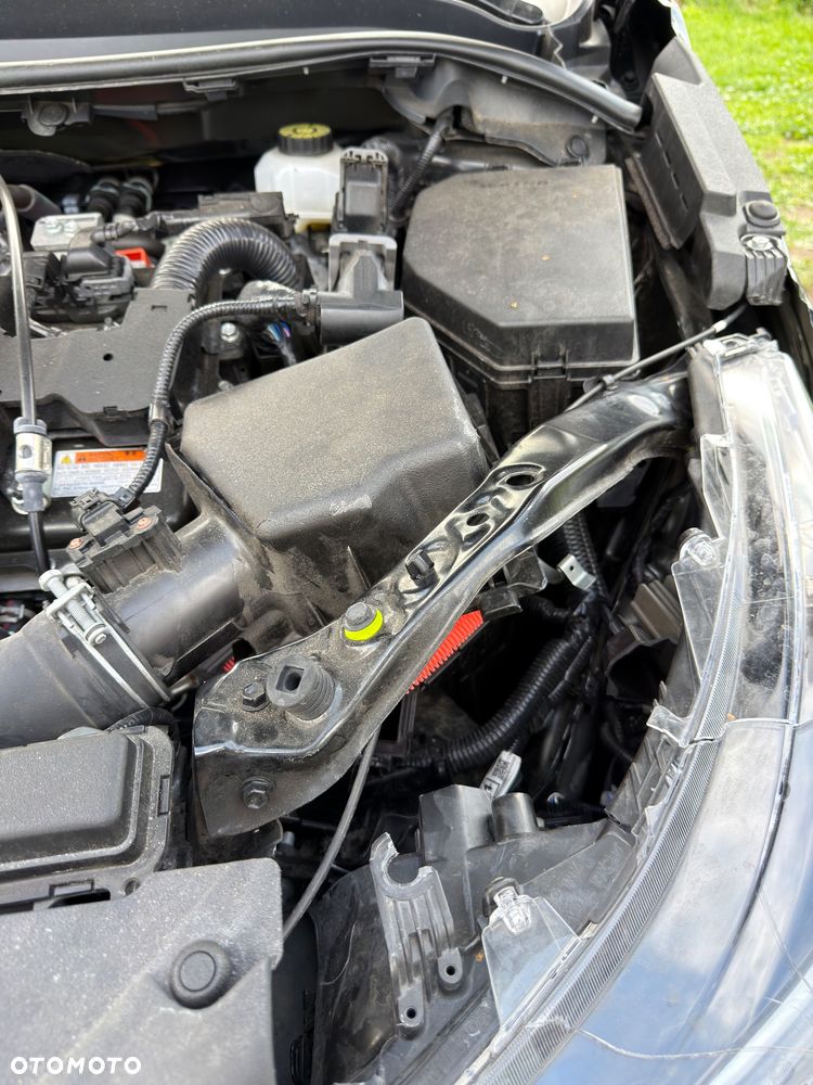 Toyota Corolla 2.0 Hybrid Style - 36