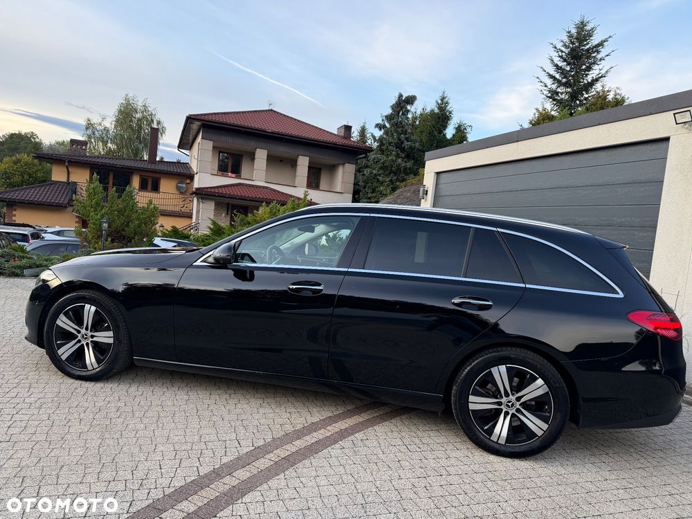 Mercedes-Benz Klasa C 220 d T 9G-TRONIC - 2