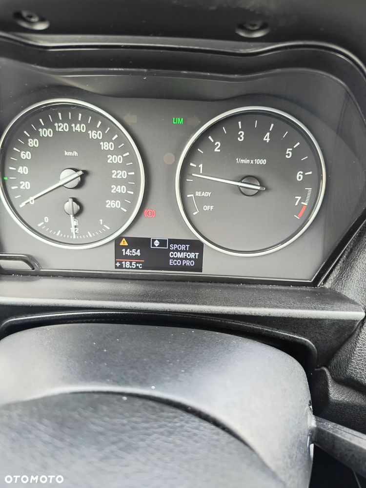 BMW Seria 1 116i Sport Line - 12