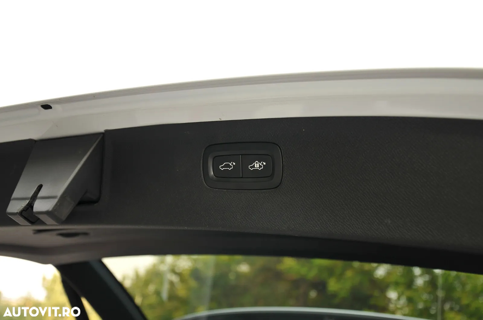 Volvo XC 90 T8 AWD Twin Engine Geartronic Inscription - 4