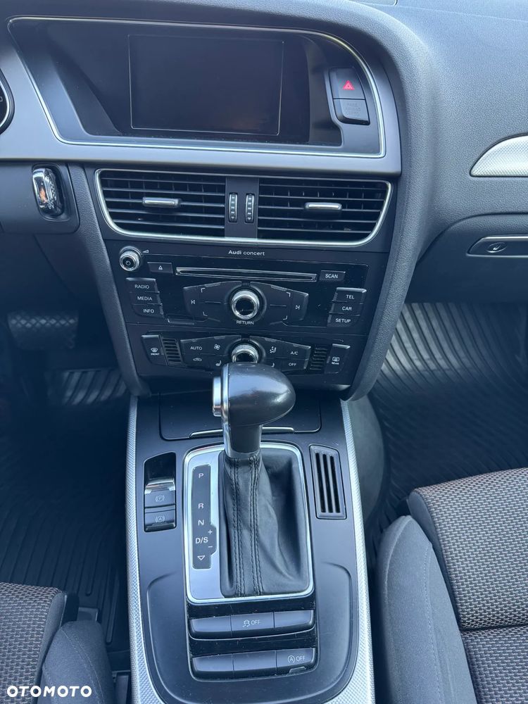 Audi A4 Allroad - 14