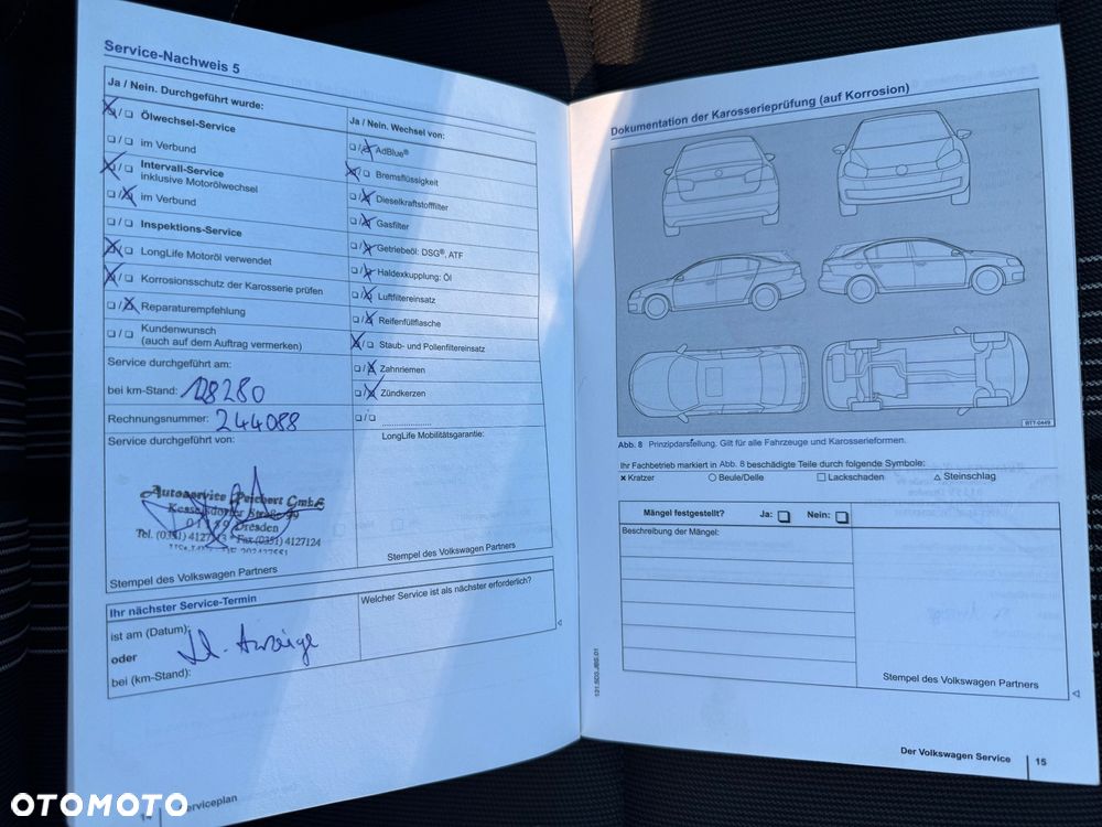 Volkswagen Golf 1.6 TDI DPF BlueMotion Technology MATCH - 23
