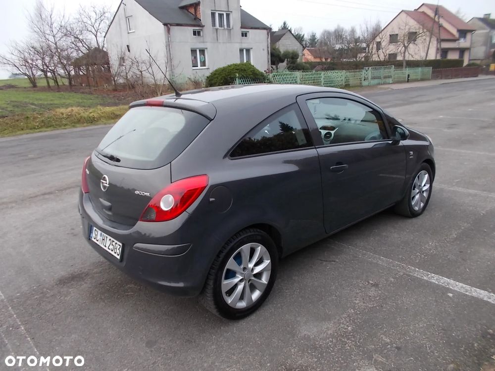 Opel Corsa 1.2 16V Enjoy - 4