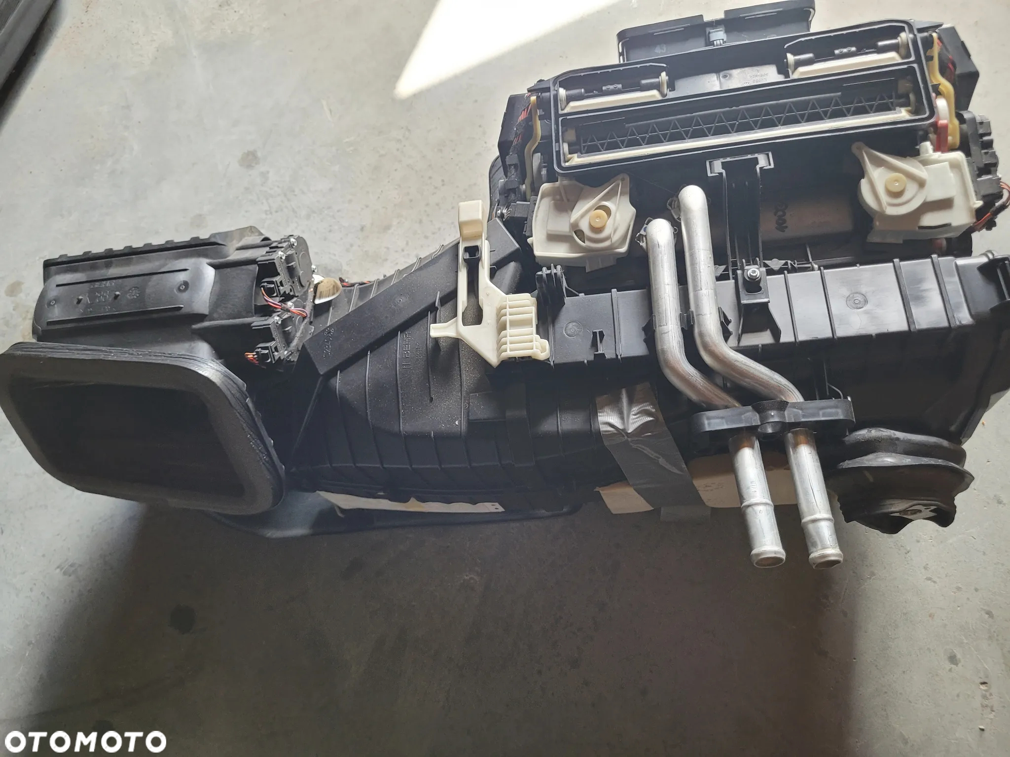 AUDI A4 B8 A5 8T NAGRZEWNICA KOMPLETNA EU 8K1820005AT 8K1820005AB - 4