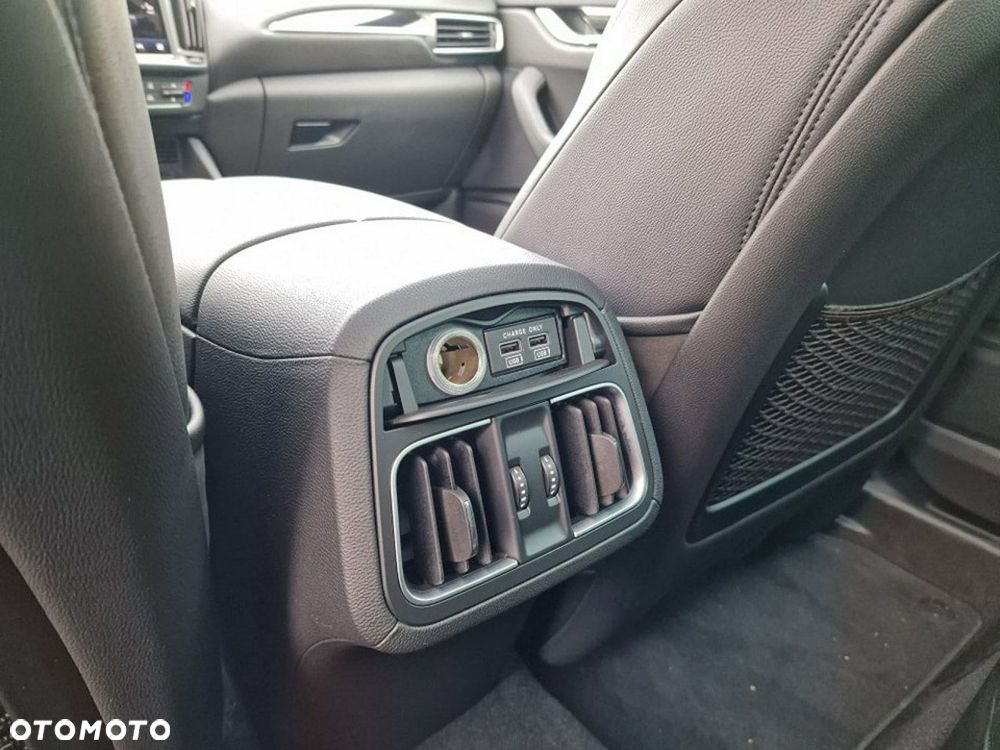 Maserati Levante S Q4 GranLusso - 34