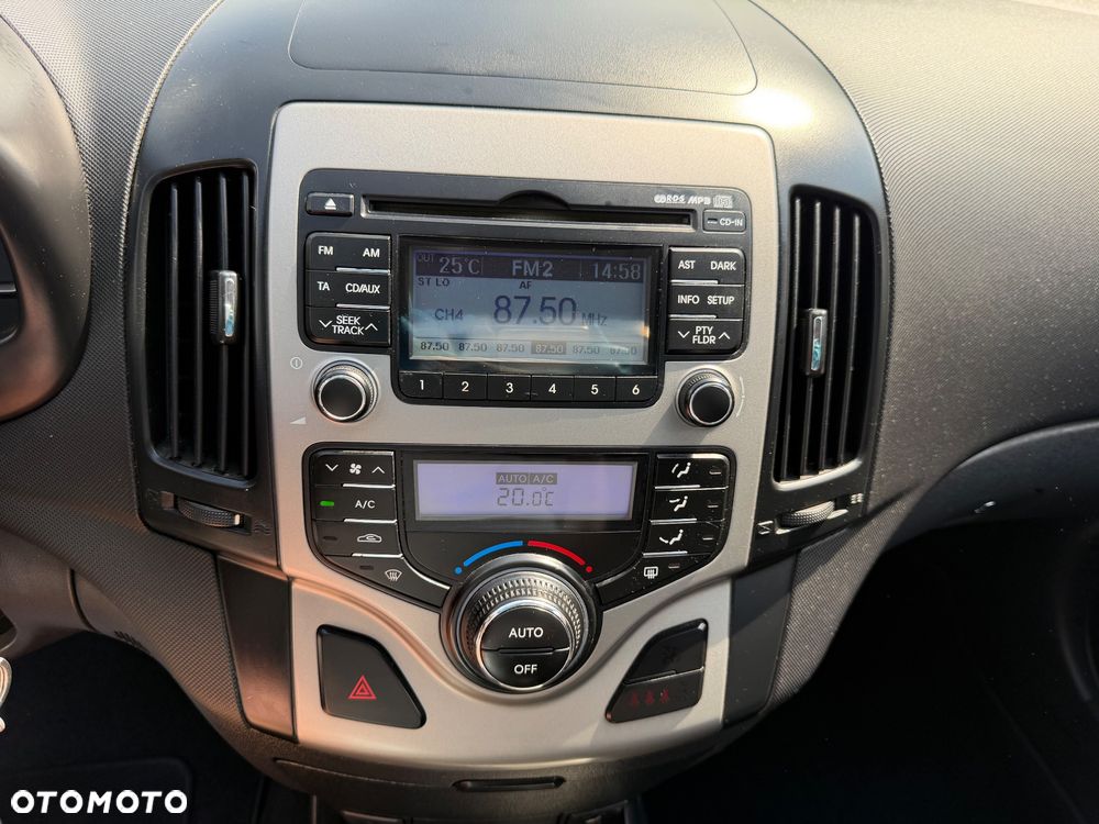 Hyundai i30 1.6 Premium - 29