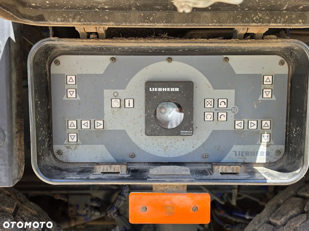Liebherr 1045-3.1 - 23