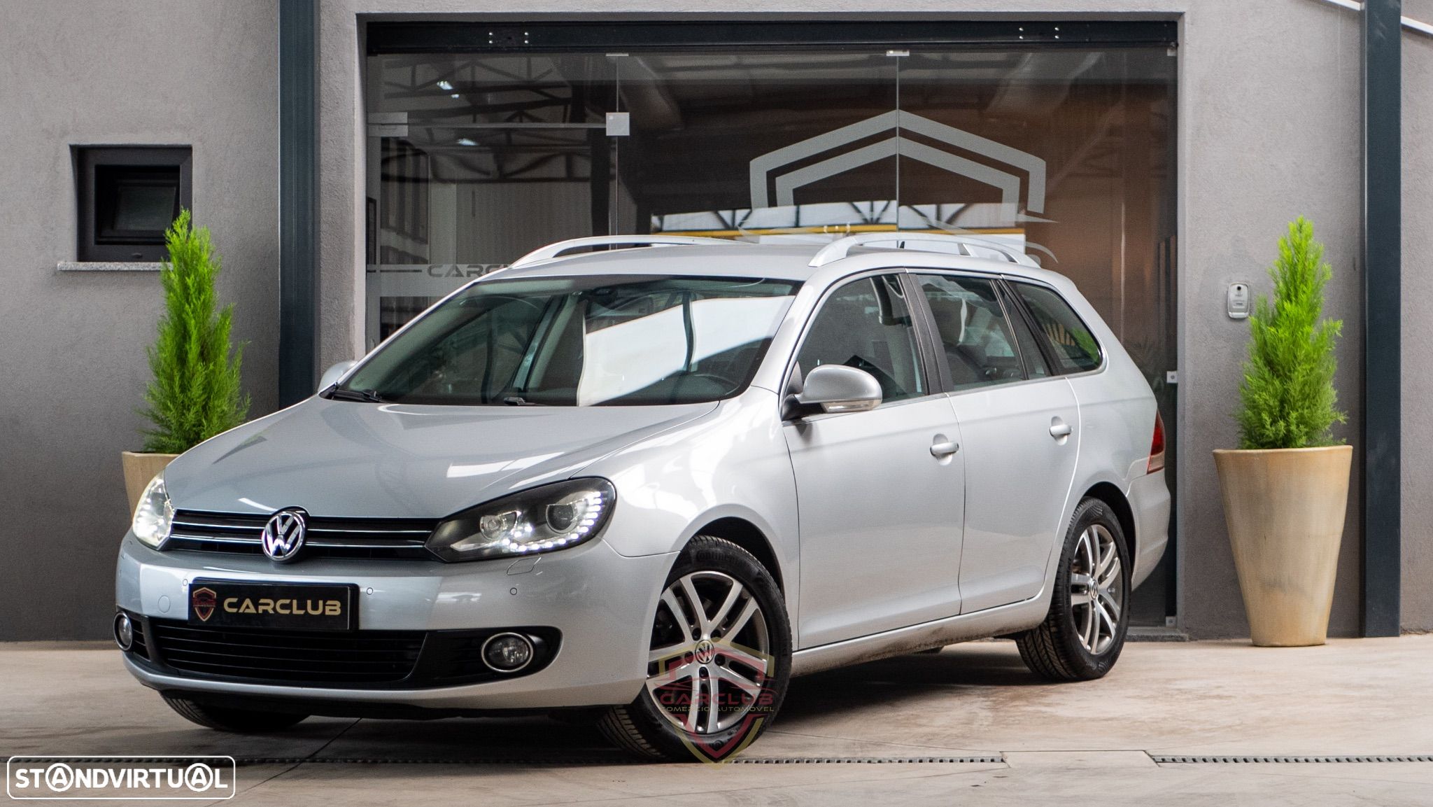 VW Golf Variant 2.0 TDi Confortline DSG - 1