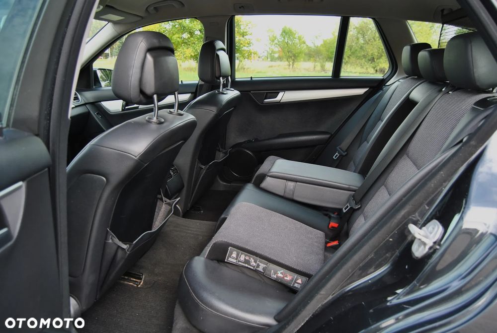 Mercedes-Benz Klasa C 180 CDI Avantgarde Edition - 6