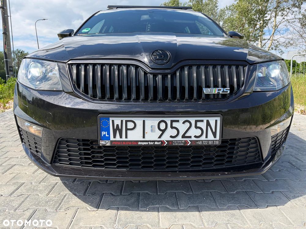 Skoda Octavia 2.0 TDI DSG RS - 23