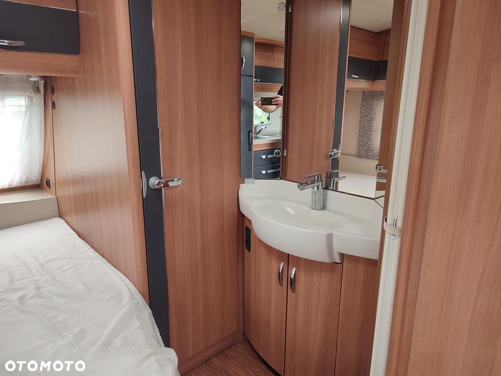 Hobby 460 UFe De Luxe - 7