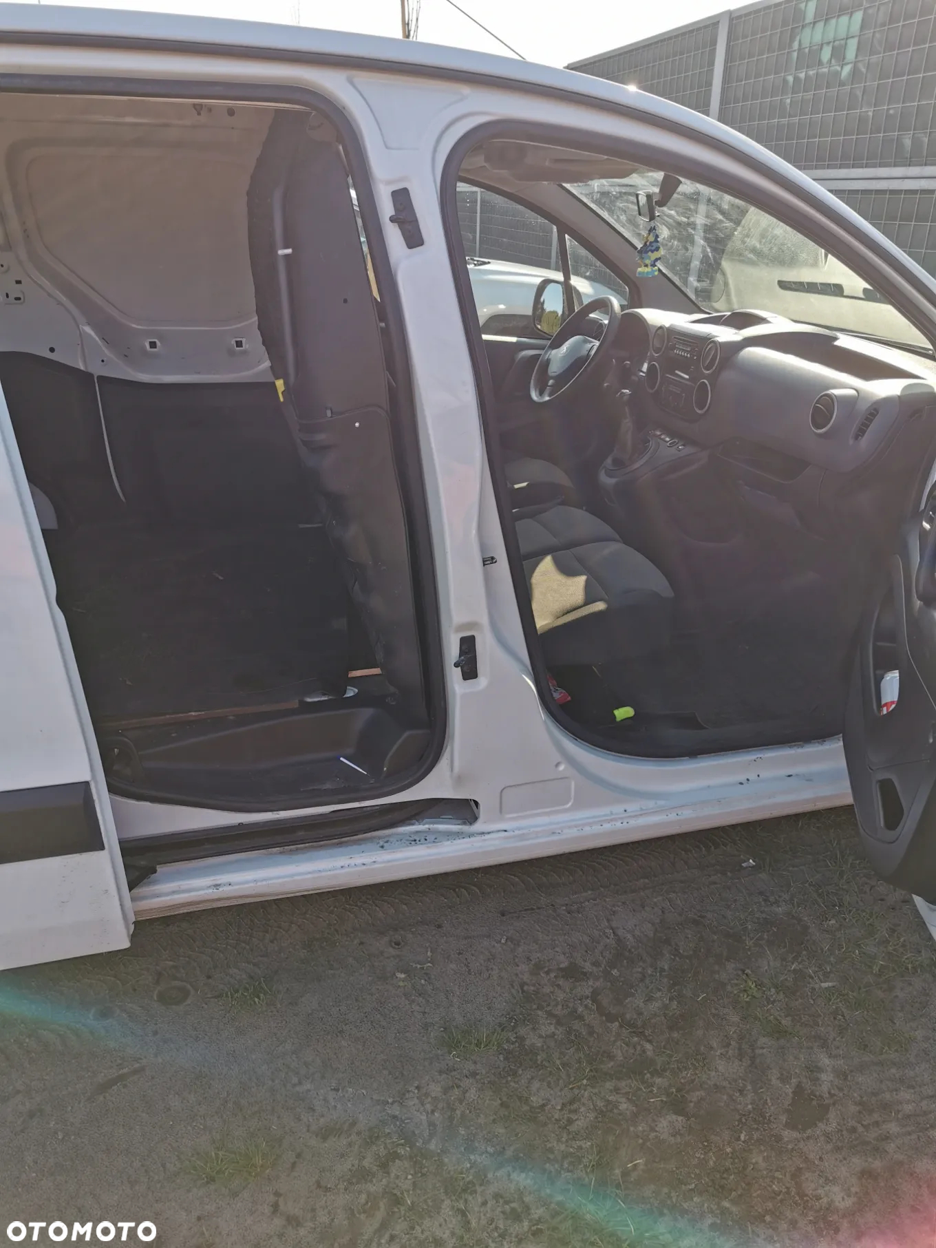 Peugeot PARTNER - 3