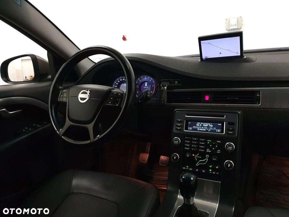 Volvo V70 2.0D Summum - 30