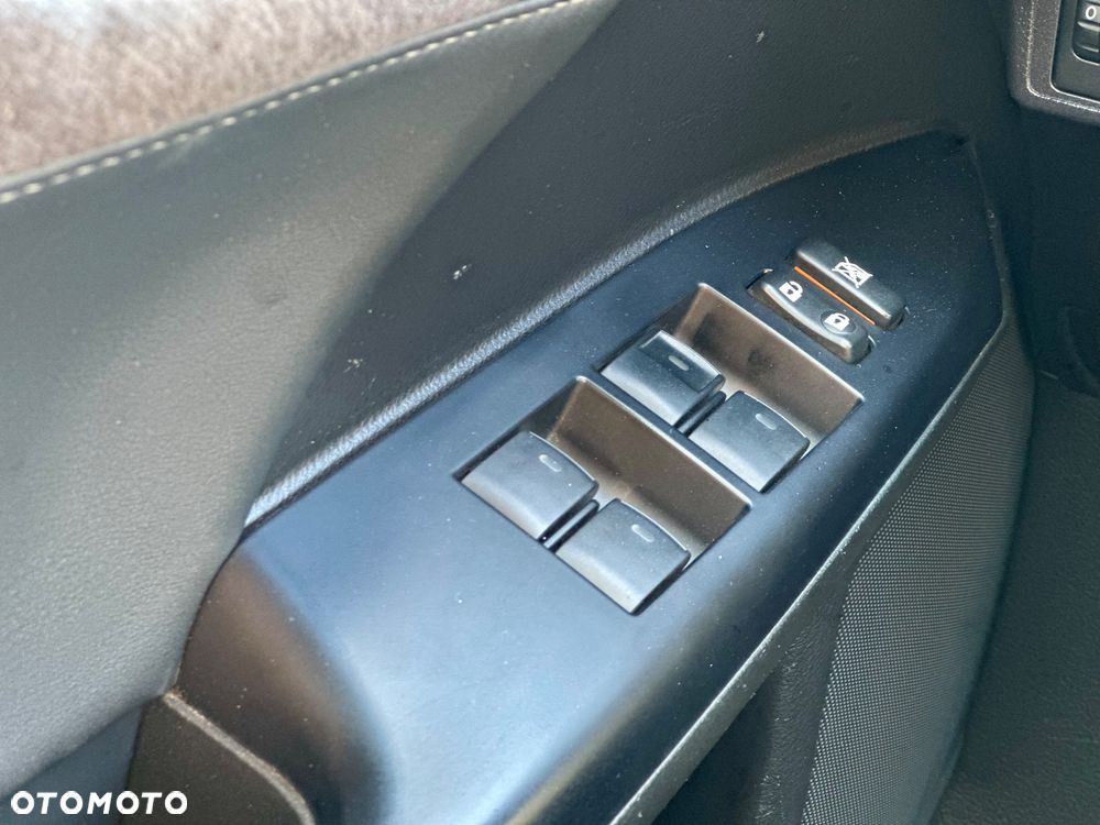 Lexus CT - 17