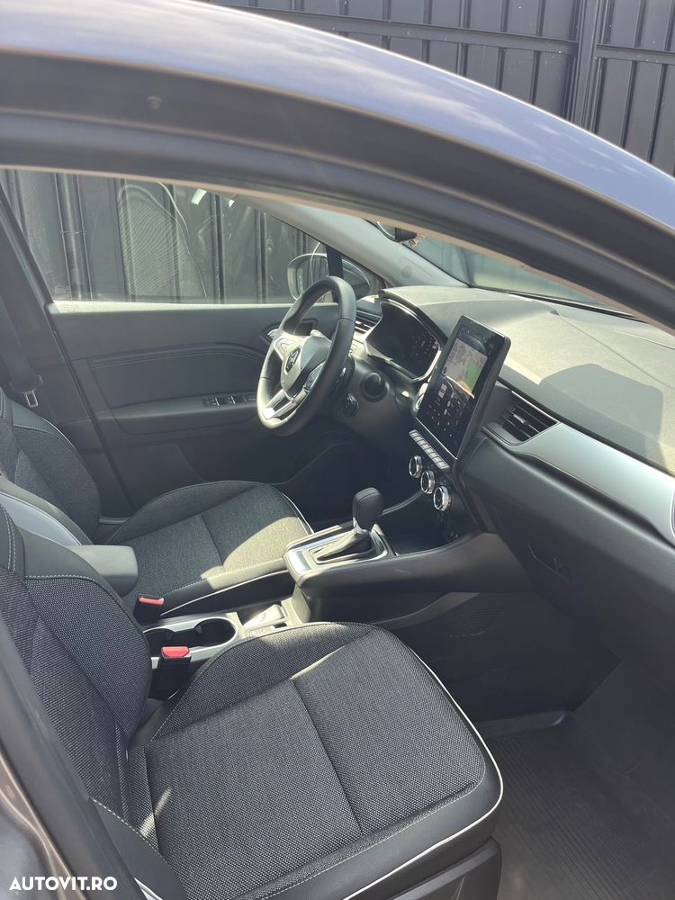 Renault Captur 140 EDC MHEV Techno - 12