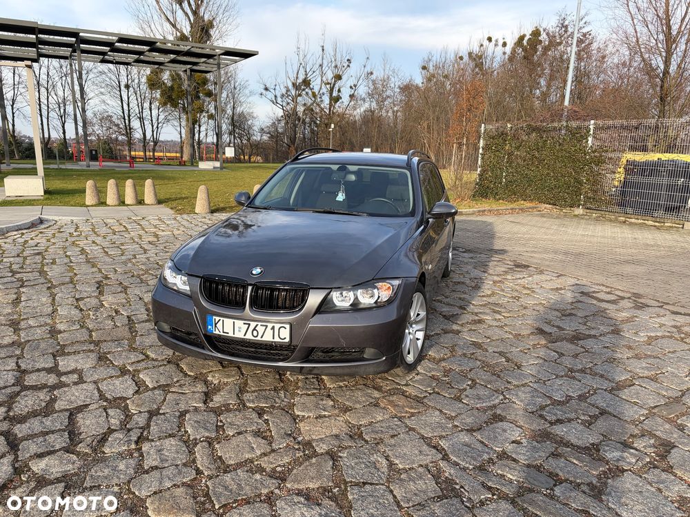 BMW Seria 3 320d DPF - 11