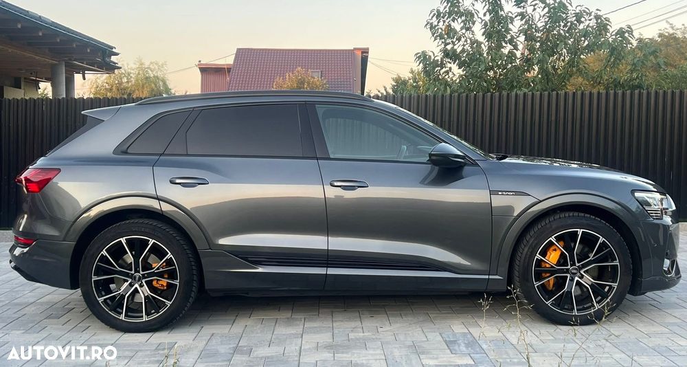 Audi e-tron 50 quattro S line - 21