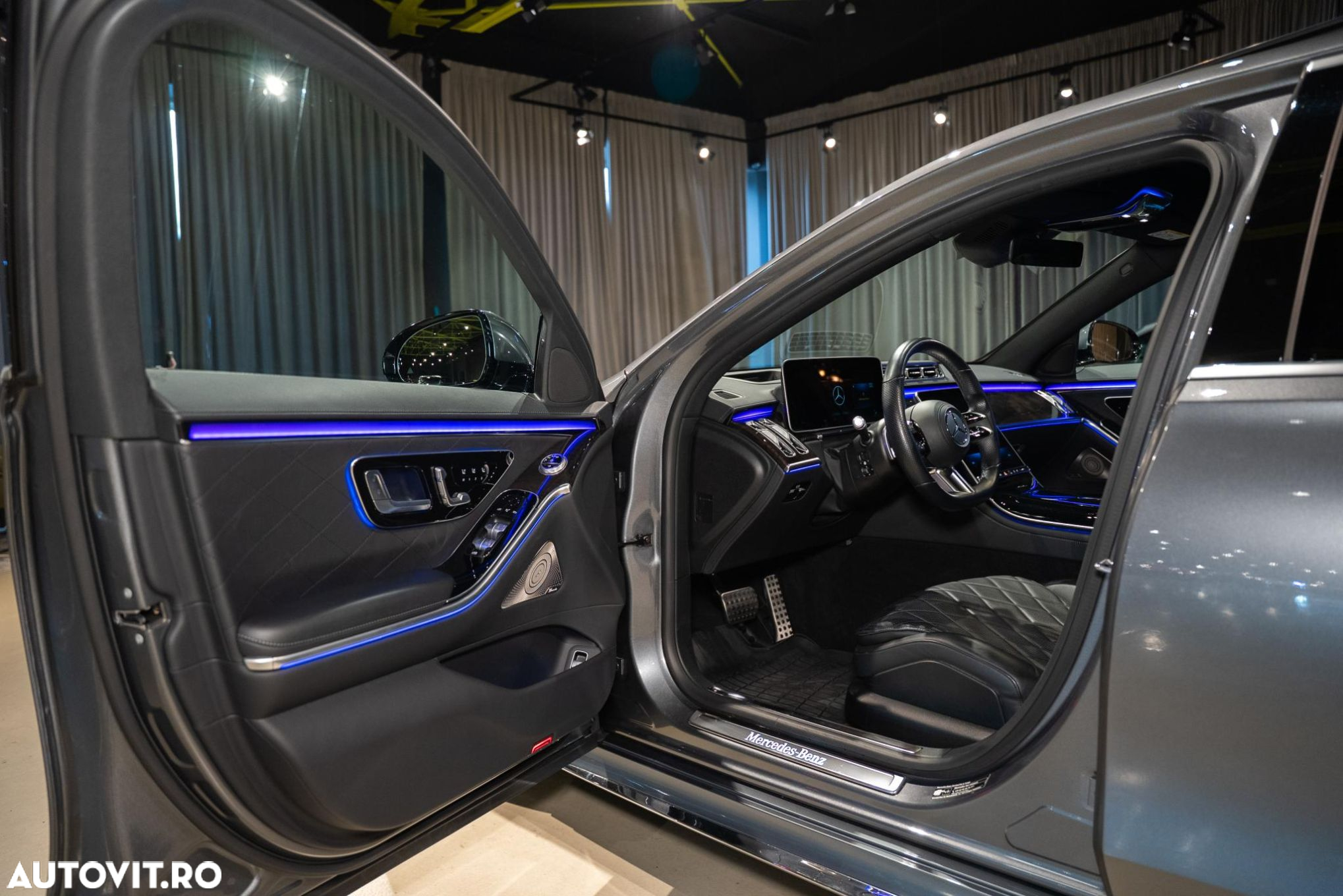 Mercedes-Benz S 400 d 4Matic L 9G-TRONIC - 27