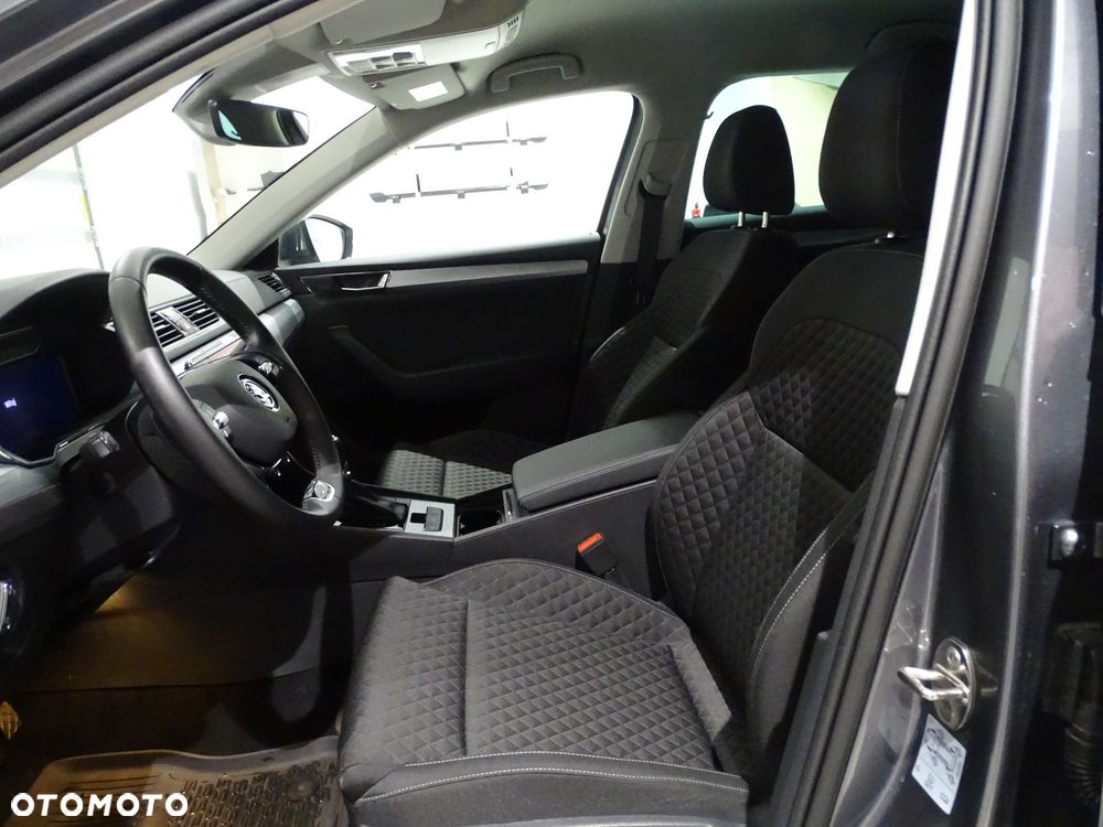 Skoda Superb 1.5 TSI Ambition DSG - 11