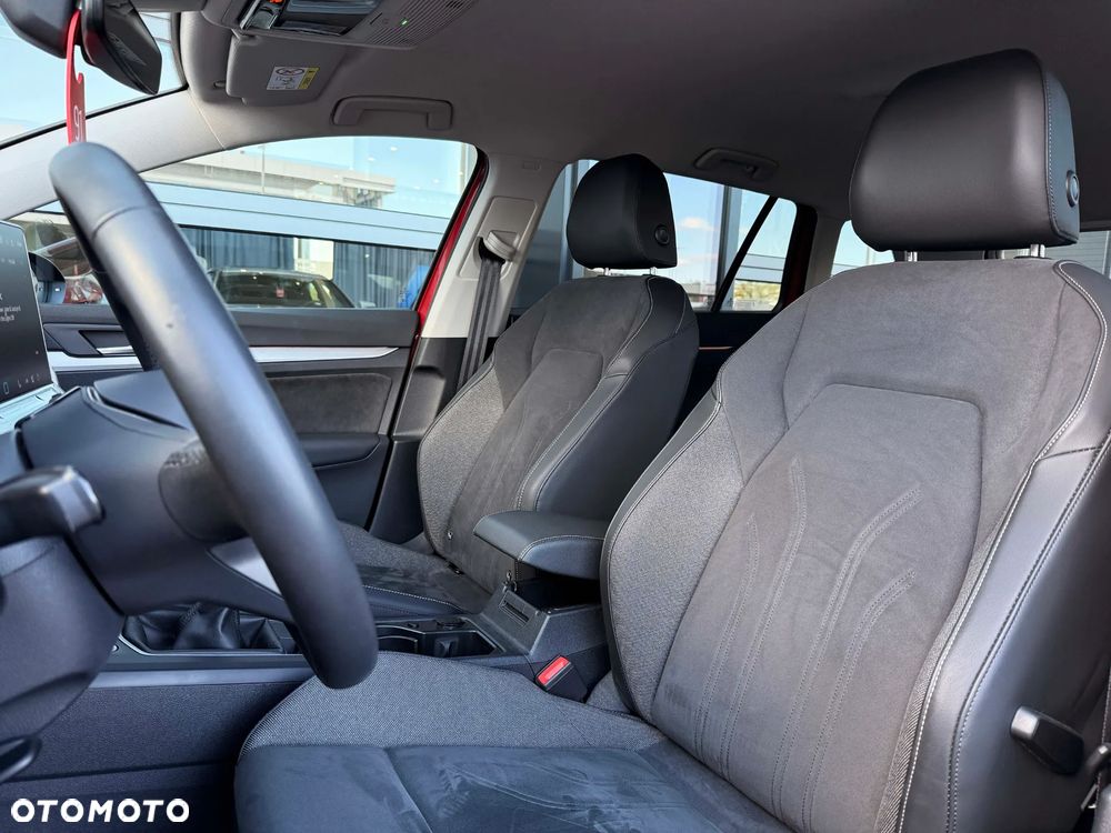 Volkswagen Golf 1.5 TSI Special Edition - 28