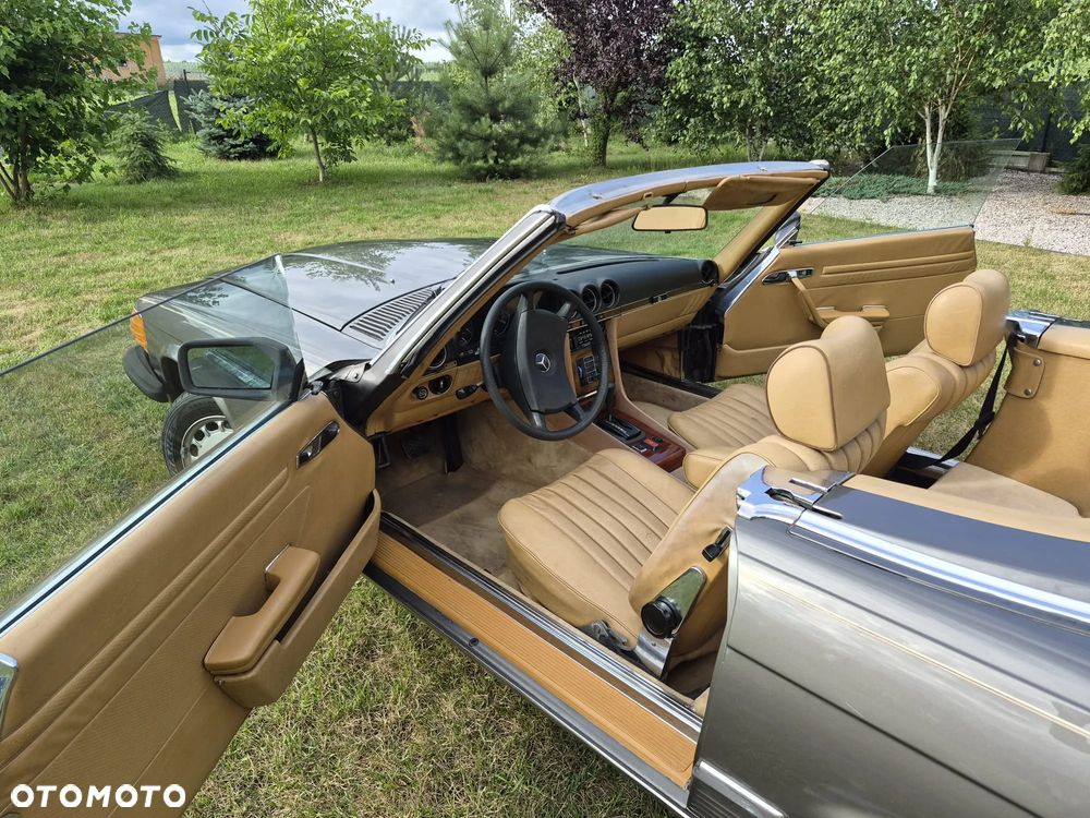 Mercedes-Benz SL - 9