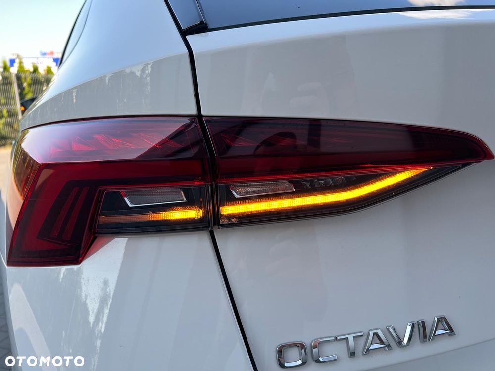 Skoda Octavia 2.0 TDI DSG Style - 13
