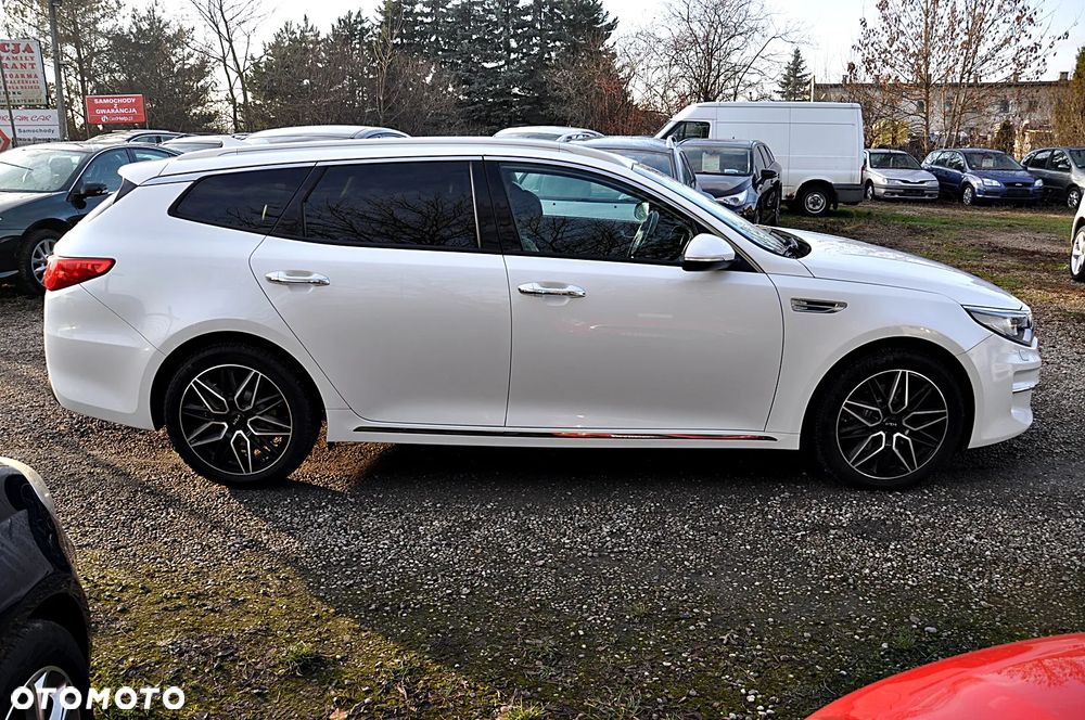 Kia Optima Sportagon 1.7 CRDI DCT Business Supreme - 12