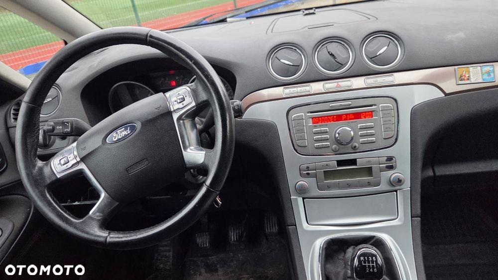 Ford S-Max - 7