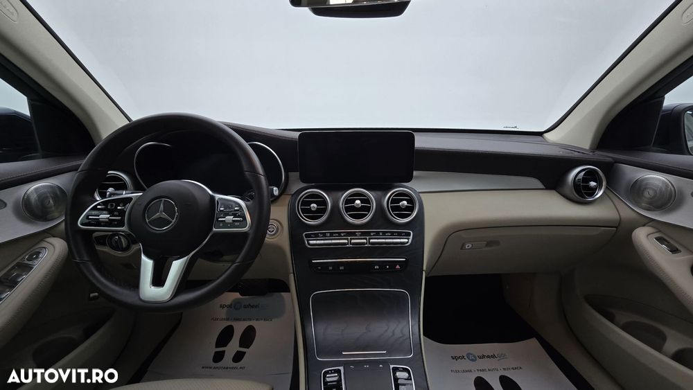 Mercedes-Benz GLC 300 e 4MATIC - 15