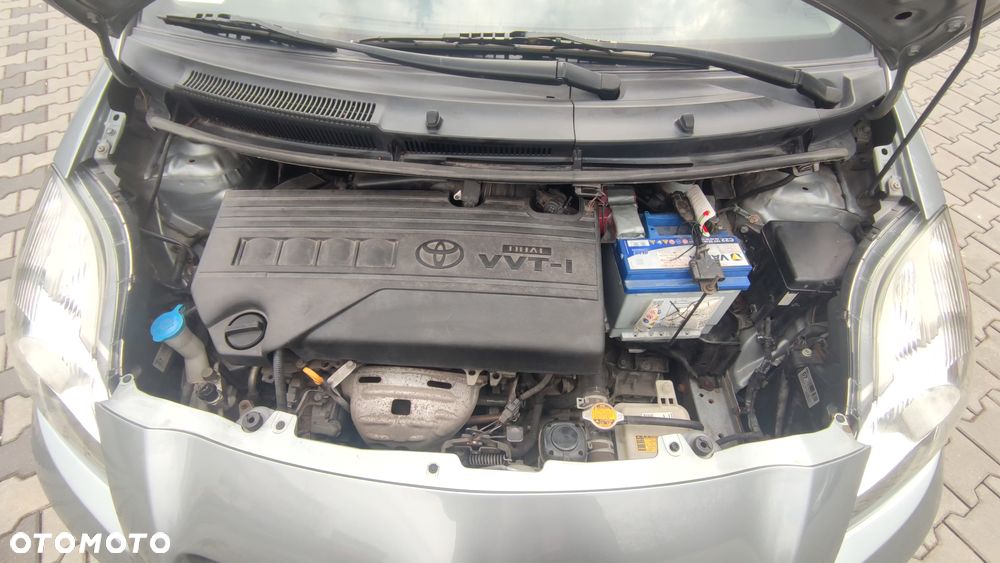 Toyota Yaris 1.33 Active - 8