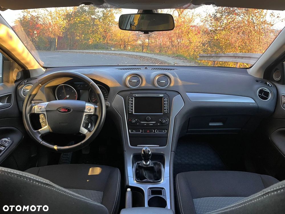 Ford Mondeo Turnier 2.0 TDCi Ambiente - 13