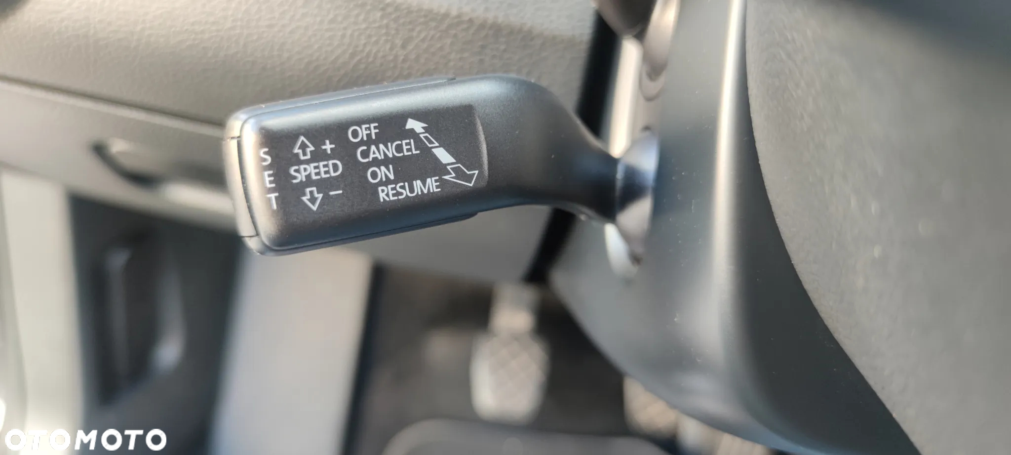 Volkswagen Passat 2.0 TDI Comfortline - 22