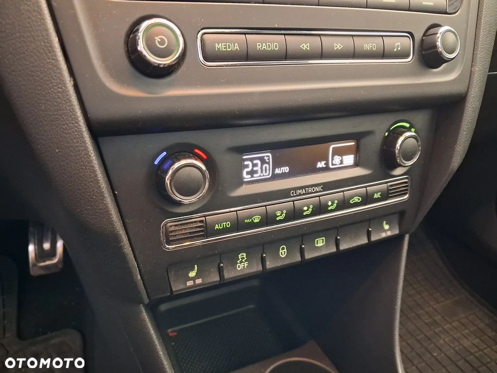 Skoda RAPID Spb 1.2 TSI Style Plus - 20